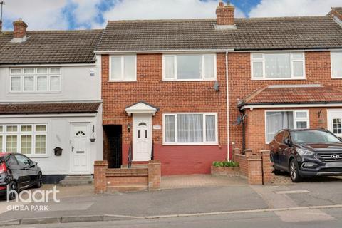 140 Grange Road, Romford, RM3 7EA