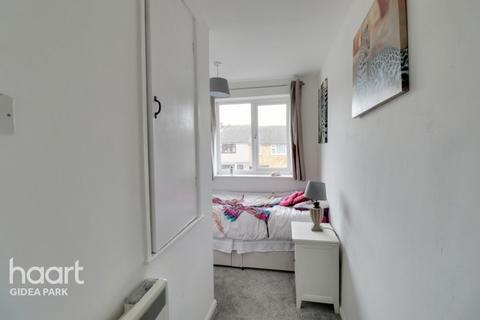 140 Grange Road, Romford, RM3 7EA