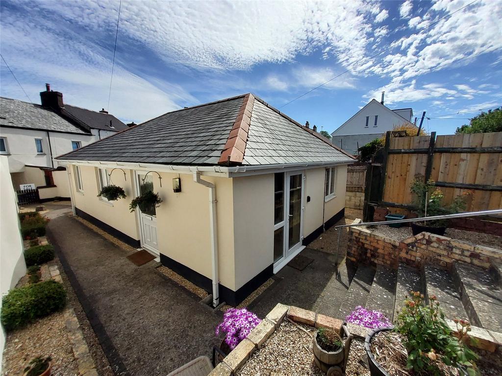 Torrington 2 bed bungalow for sale £230,000