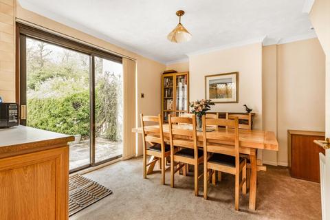 76 Cherry Tree Walk, West Wickham, BR4 9EH