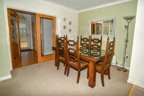 8 Pinefields Close, West Hill, Ottery St Mary, EX11 1XL