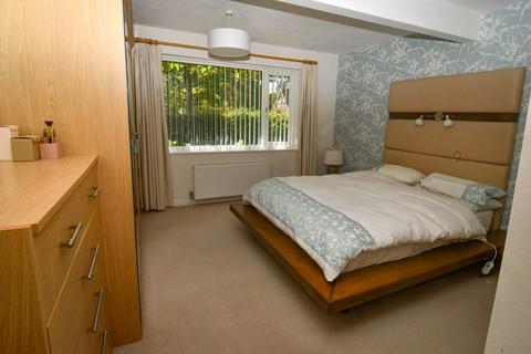 8 Pinefields Close, West Hill, Ottery St Mary, EX11 1XL