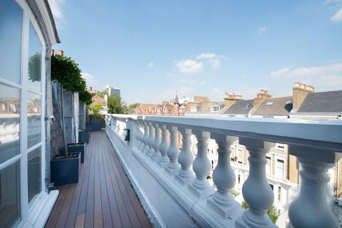 Flat F, 1 Bina Gardens, London, SW5 0LD
