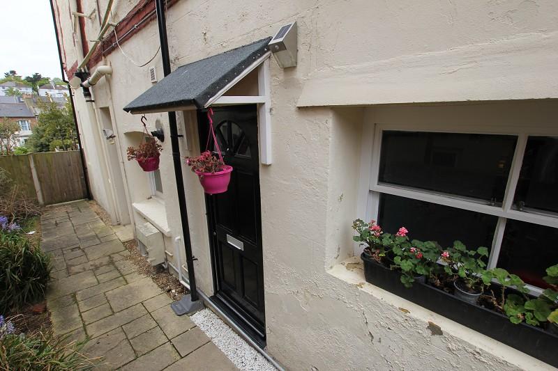 Chapel Park Road, St Leonardsonsea... Studio £135,000
