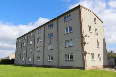 3 bedroom flat to rent, Bruce Avenue, Inverness, IV3