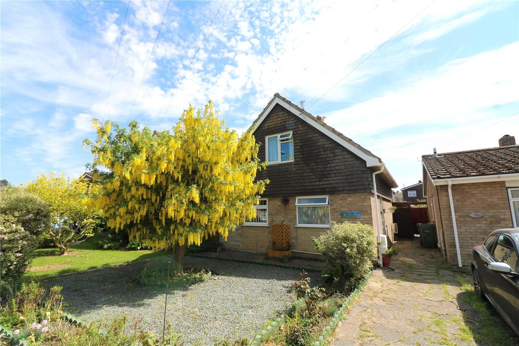 Ashleigh Gardens, Wymondham, NR18 3 bed chalet £225,000