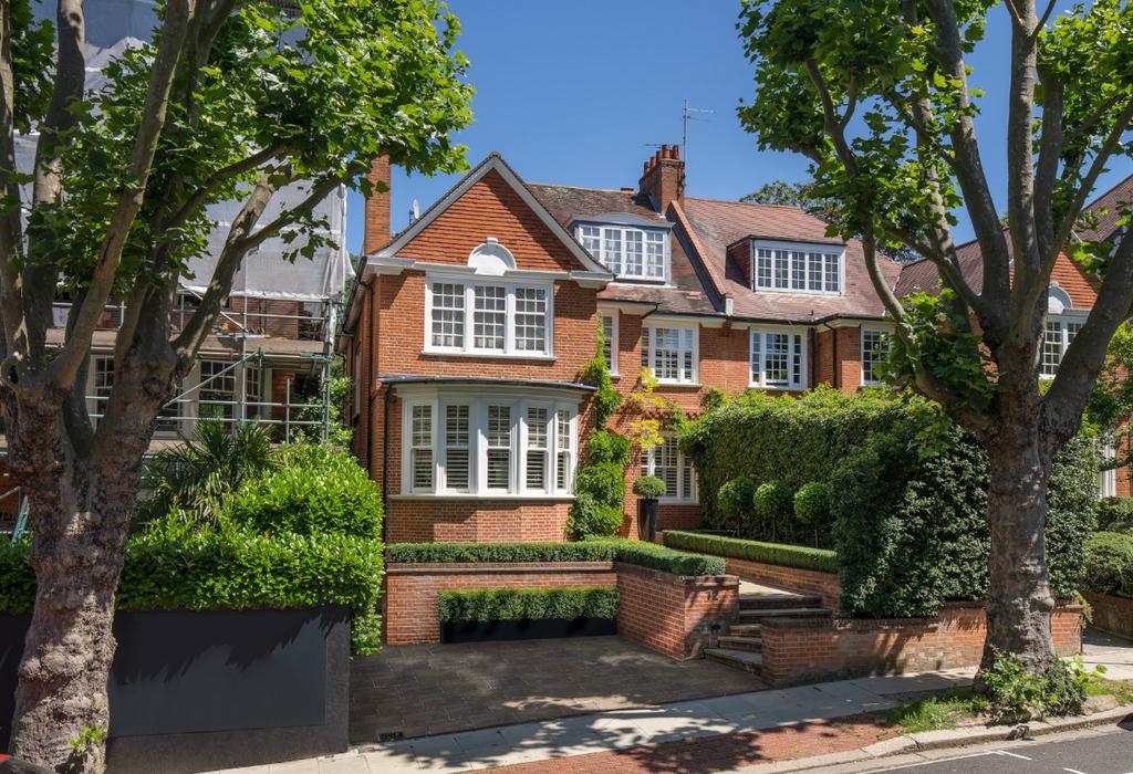 Ferncroft Avenue, Hampstead, London, NW3 6 bed detached house for sale