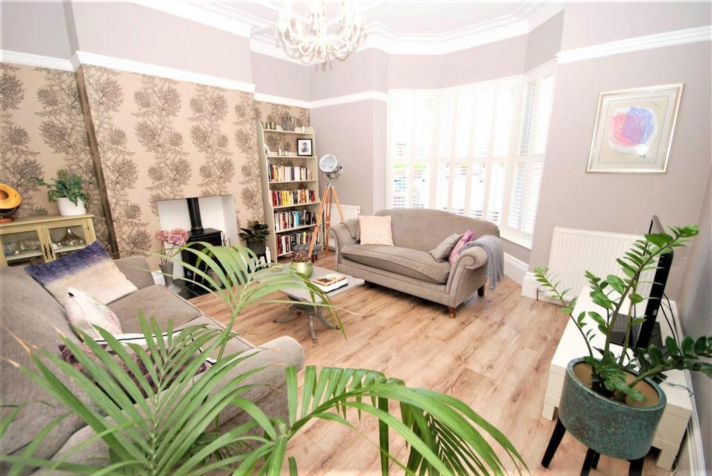 Featherstone Street, Roker 5 bed terraced house £269,950