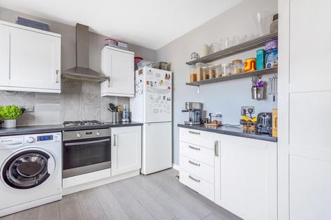 14 Shoreham Way, Bromley, BR2 7PU
