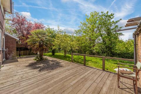5 Woodhall Drive, London, SE21 7HJ