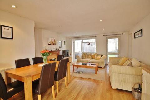 4 bedroom semi-detached house to rent - Witney,  Oxfordshire,  OX28