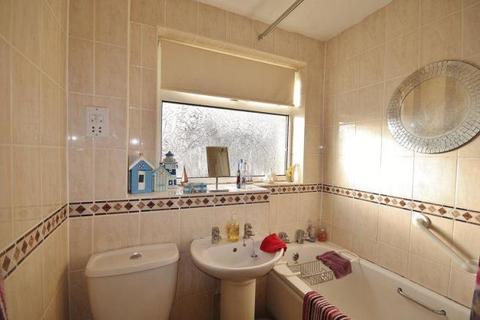 4 bedroom semi-detached house to rent - Witney,  Oxfordshire,  OX28