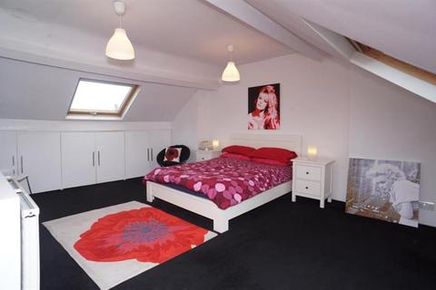 22 Harwell Road, Sheffield, S8 0ZN
