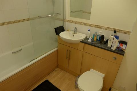 2 bedroom apartment to rent, Bristol BS2