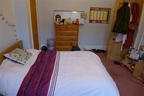 undefined, Bristol BS7