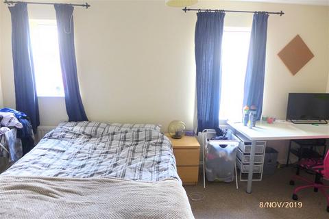 5 bedroom end of terrace house to rent, Bristol BS16