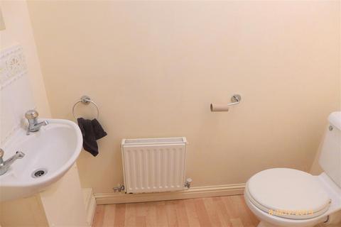 undefined, Bristol BS16