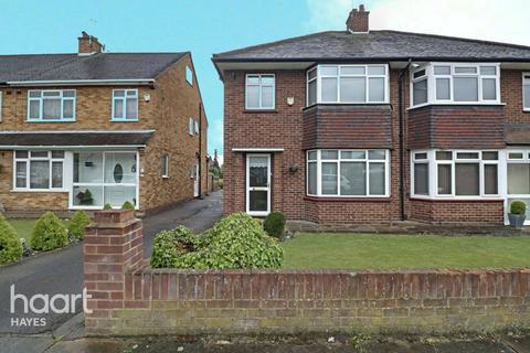 4 Meadow View Road, Hayes, UB4 8EZ