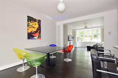 14 Harman Avenue, Woodford Green, IG8 9DS