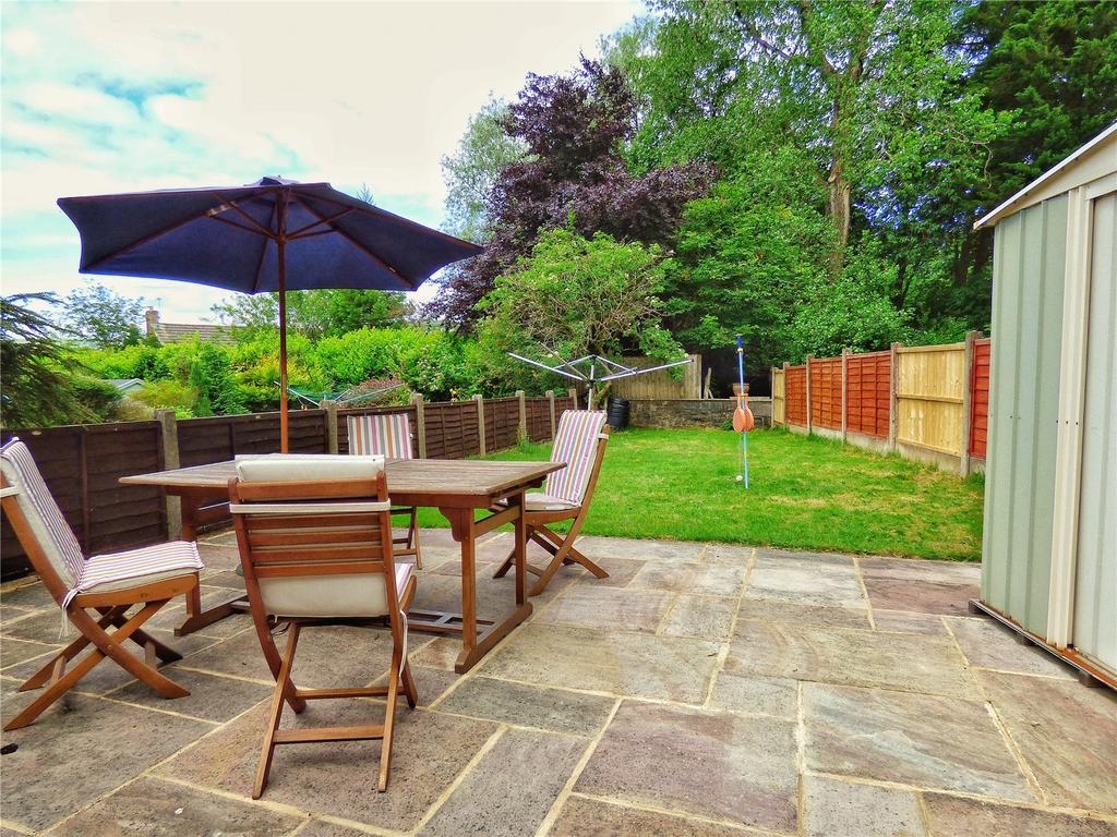 Rear Patio Garden: