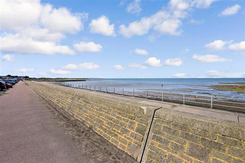 9 Queens Avenue, Birchington, CT7 9QN
