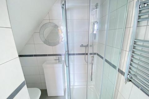 6 bedroom house share to rent, HOOK ROAD