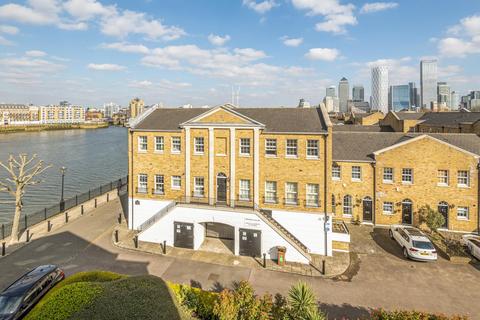 3 Frederick Square, London, SE16 5XR