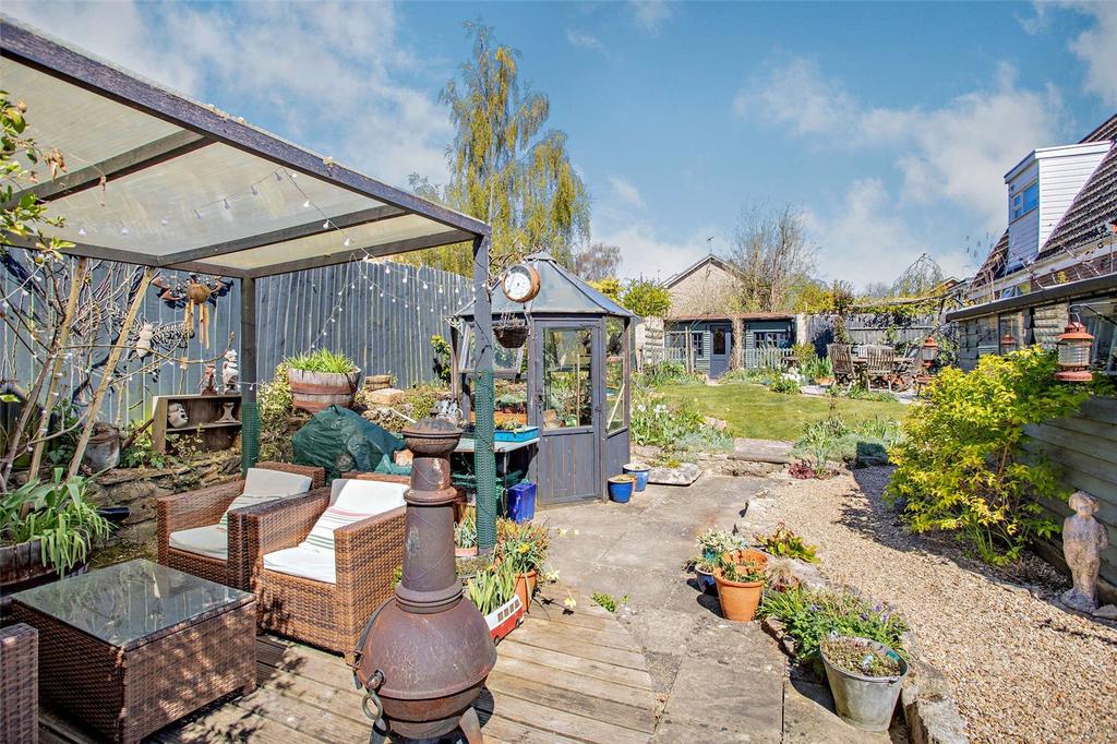 Benefield Road, Oundle, Northamptonshire, PE8 4 bed end of terrace house £499,995
