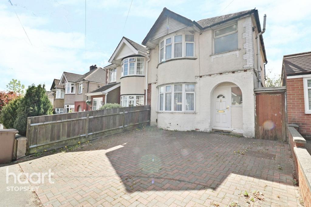 Somerset Avenue, Luton 3 bed semidetached house £325,000