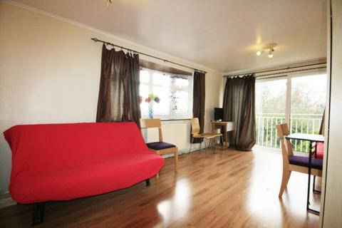 1 bedroom flat for sale, Crownmead Way, Romford, Essex, RM7