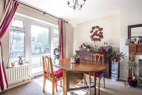 3 bedroom flat for sale, London Road, Bromley