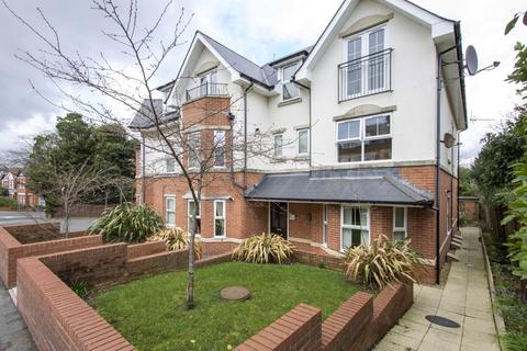 1 bedroom flat for sale, Southbourne Road, Southbourne