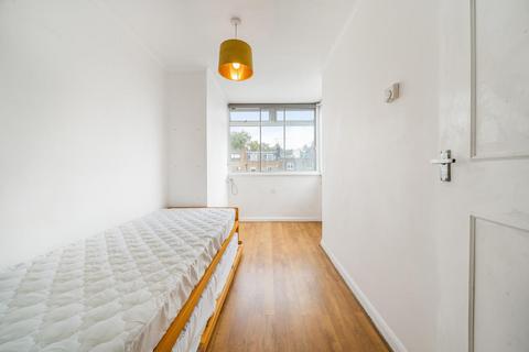 2 bedroom flat for sale, Gloucester Terrace, Bayswater