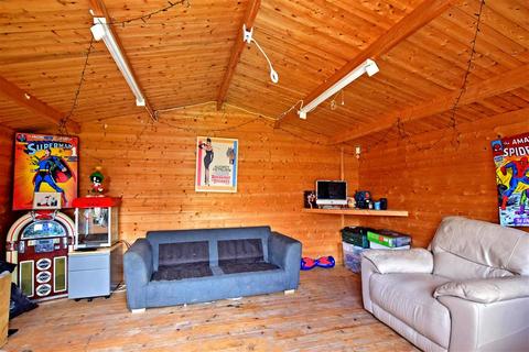 17 Seaton Road, Welling, DA16 1DT