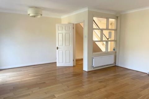 3 bedroom detached house to rent, Clayton Walk, Little Chalfont