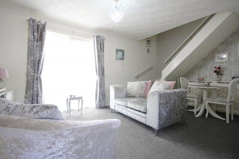 6 Bankside, Preston Brook, Runcorn, WA7 3LB