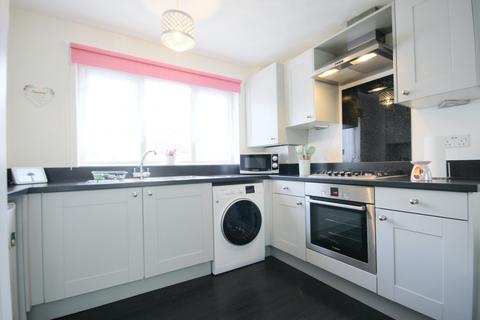 6 Bankside, Preston Brook, Runcorn, WA7 3LB