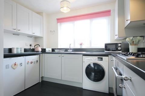 6 Bankside, Preston Brook, Runcorn, WA7 3LB