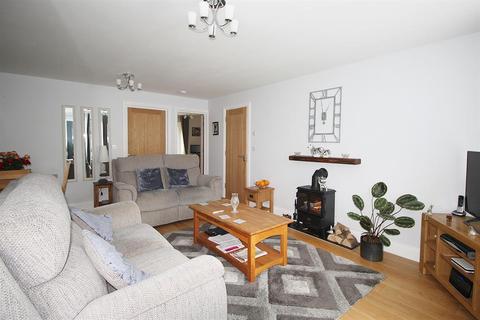 2, Castle View Abbey Hill, Netley Abbey, Southampton, SO31 5FA