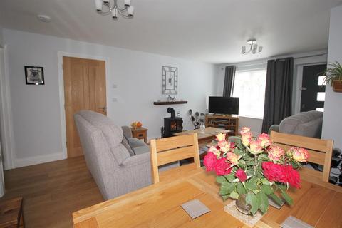 2, Castle View Abbey Hill, Netley Abbey, Southampton, SO31 5FA