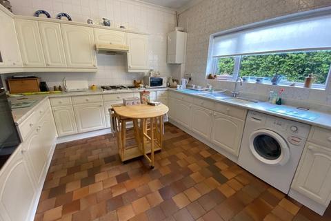 10 Chantry Close, Great Billing, Northampton, NN3 9EG