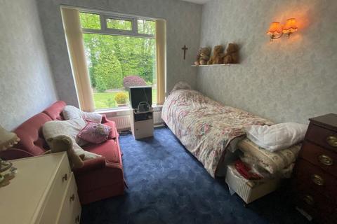 10 Chantry Close, Great Billing, Northampton, NN3 9EG