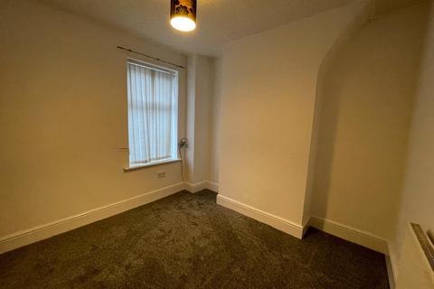 2 bedroom terraced house to rent, Parkside Road, Wirral CH42