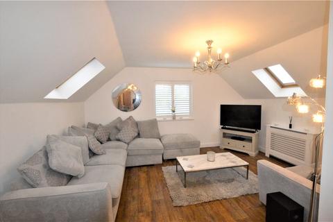 2 bedroom apartment to rent, Quilters Place, Eastnor Road, New Eltham, London, SE9