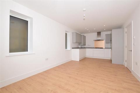 Flat 1, 50 Croham Road, South Croydon, CR2 7BA