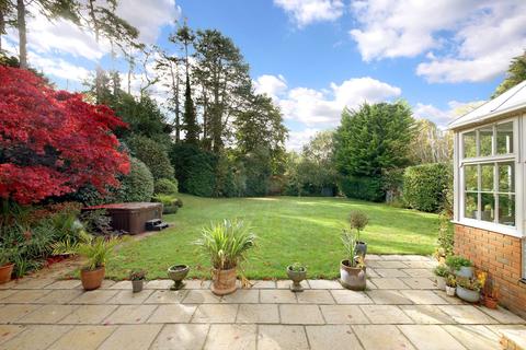 Chimes Court Cross Road, Ascot, SL5 9RX