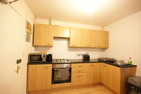 1 bedroom flat to rent, Fortescue Road, Paignton TQ3