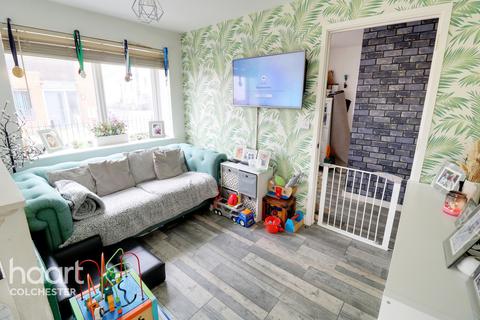25 Barton Boulevard, Colchester, CO4 5SD
