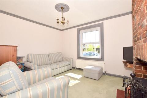 87 Maypole Road, Ashurst Wood, East Grinstead, RH19 3RB