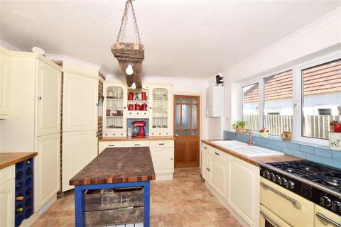 87 Maypole Road, Ashurst Wood, East Grinstead, RH19 3RB